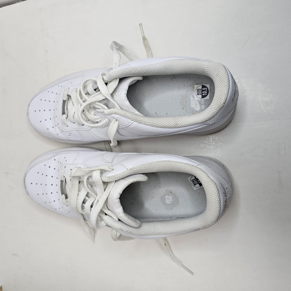 Nike White Athletic Shoes - Picture 15 of 16